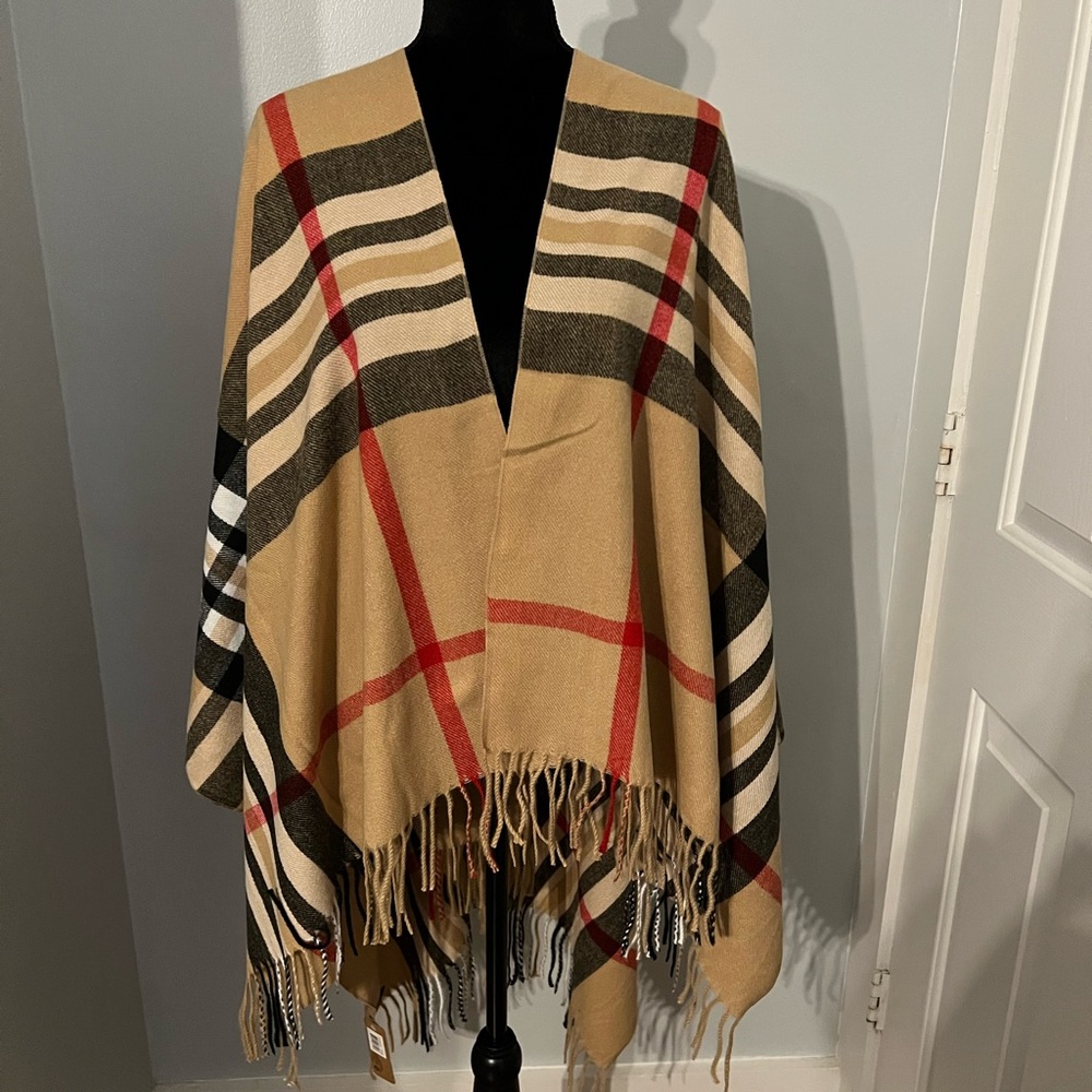 Plaid Poncho/Cape - Picture 2 of 2